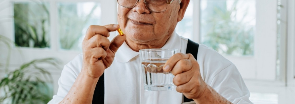 Bagaimana Menangani Orangtua yang Menolak Berobat? Bagaimana Menangani Orangtua yang Menolak Berobat?